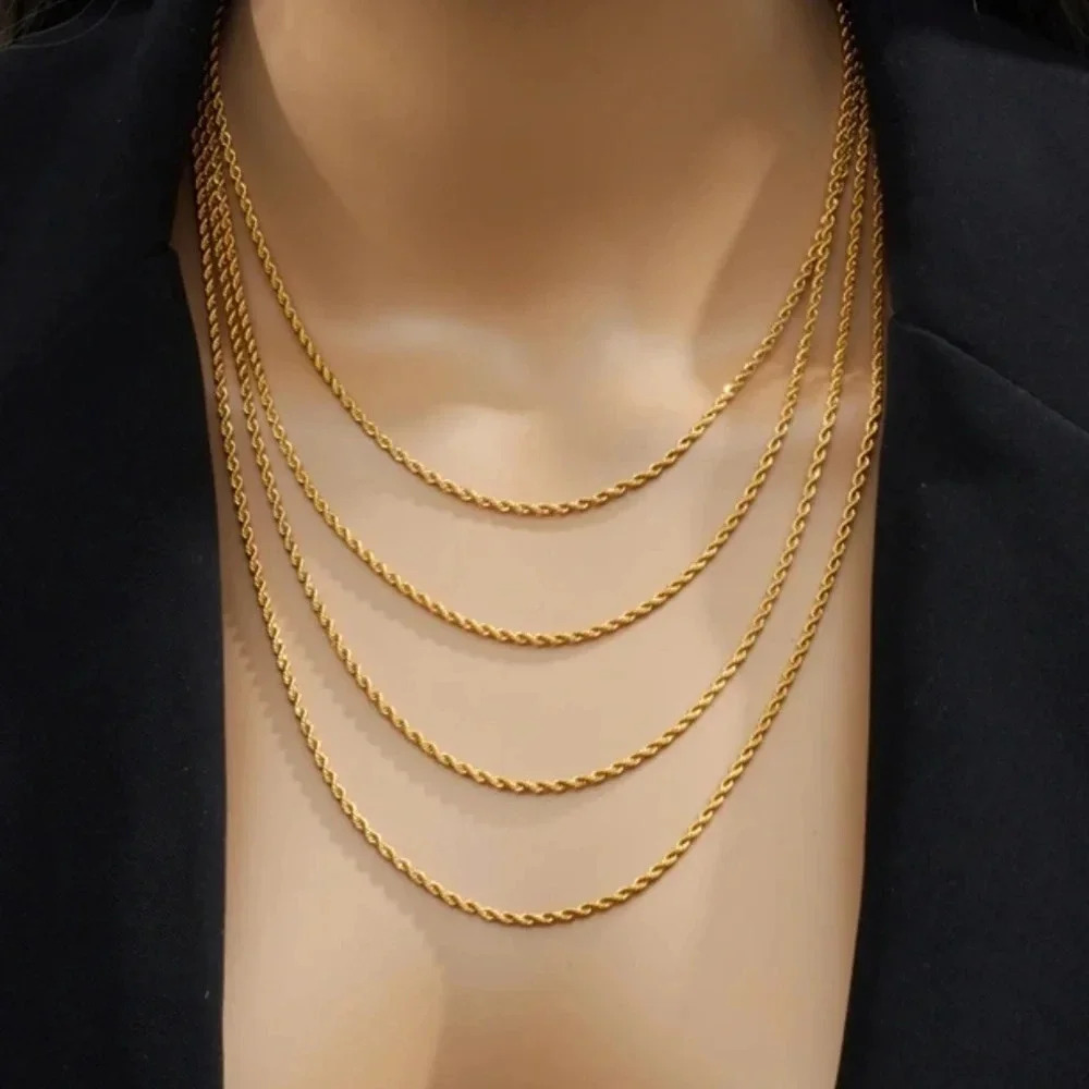 Gold Chain Link Layered Chunky Necklace Brand New
Brand New
Stainless Steel - Picture 3 of 4
